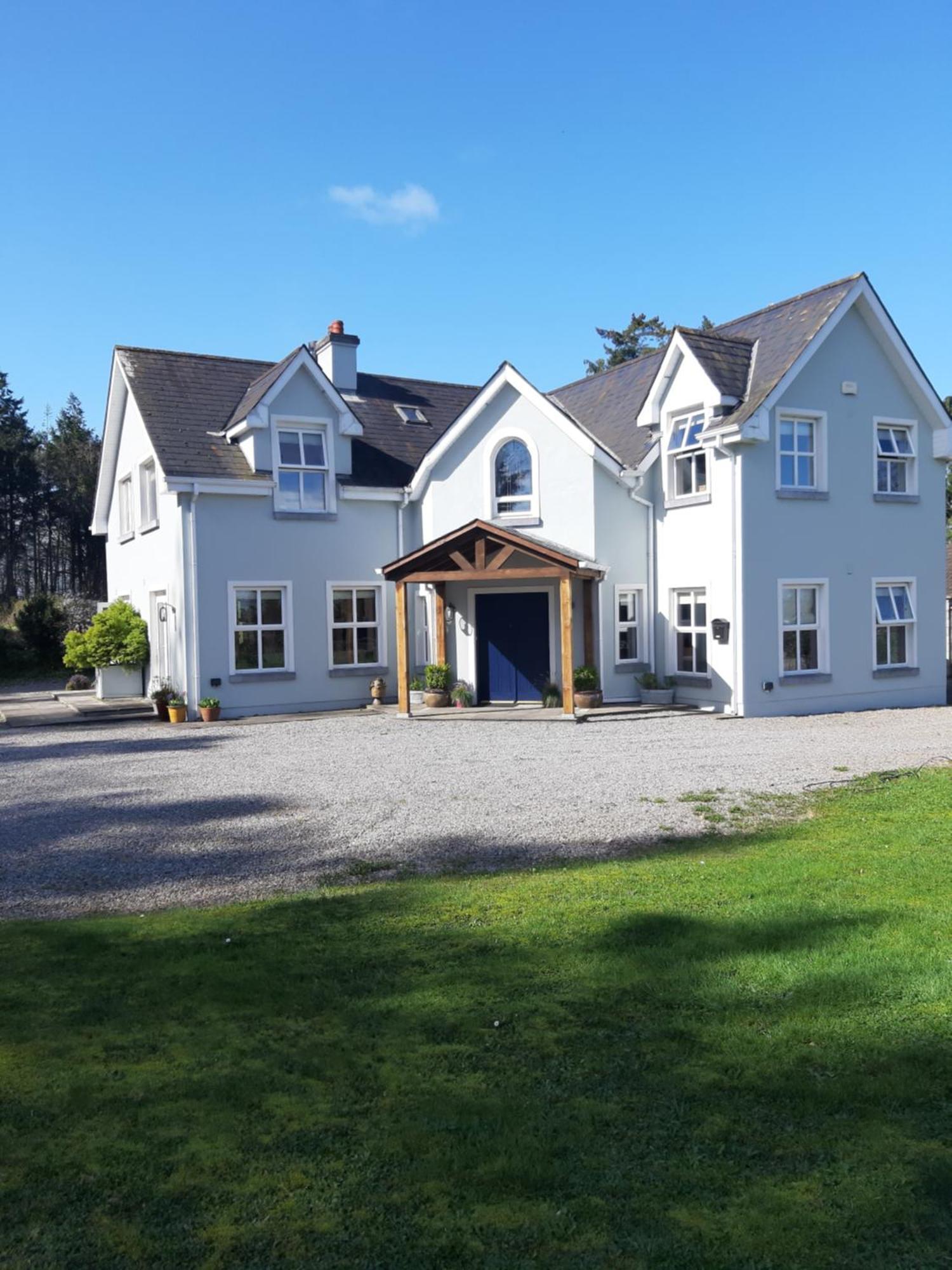 Kyleard Ryan Panzió Monasterevin Kültér fotó